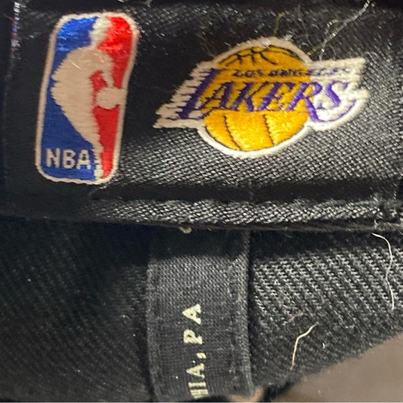 Los Angeles Lakers Mitchell & Ness Hat Adjustable Wool Blend Basketball Cap - Picture 10 of 11